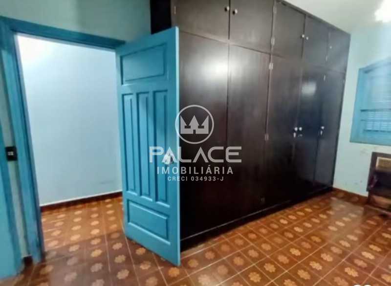 Casa à venda com 3 quartos, 334m² - Foto 12