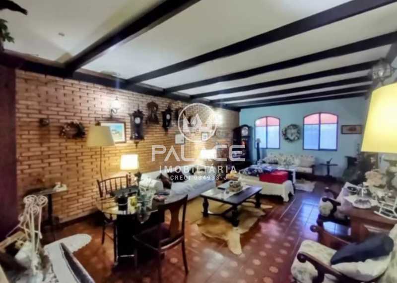 Casa à venda com 3 quartos, 334m² - Foto 8