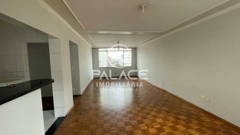 Apartamento para alugar com 2 quartos, 155m² - Foto 2