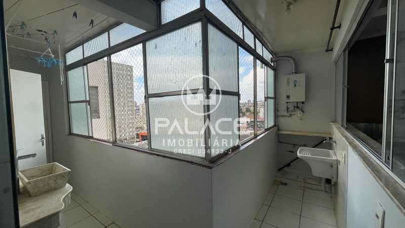 Apartamento para alugar com 2 quartos, 155m² - Foto 10