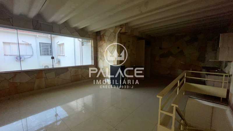 Casa Comercial para alugar com 4 quartos, 180m² - Foto 18