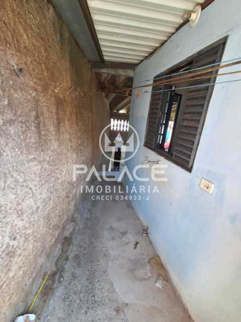Casa à venda com 2 quartos, 100m² - Foto 4
