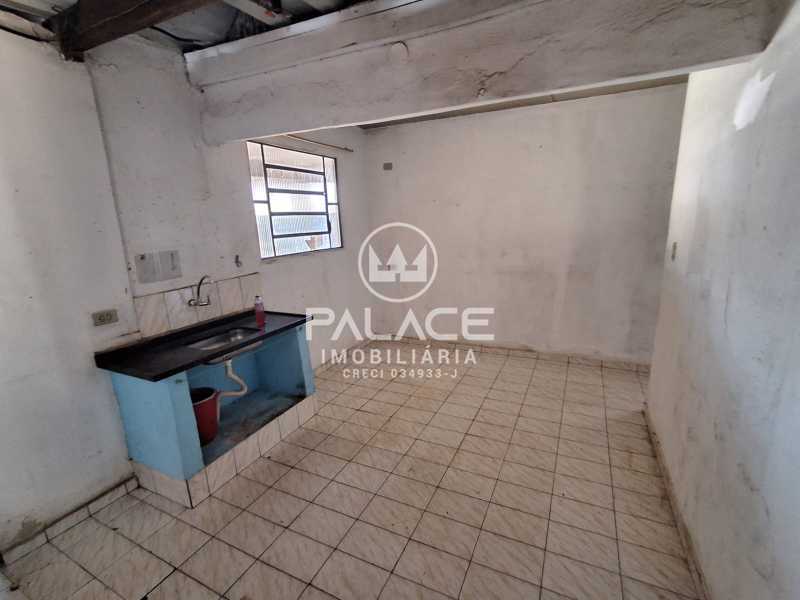 Casa à venda com 2 quartos, 100m² - Foto 5