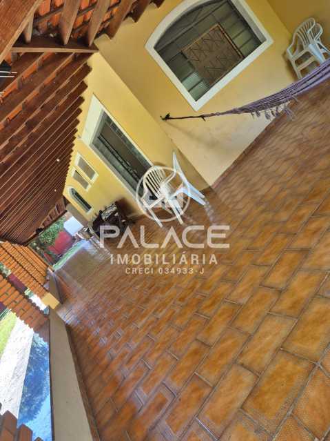 Casa de Condomínio para alugar com 3 quartos, 260m² - Foto 13