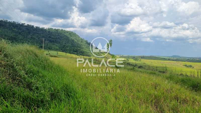 Fazenda à venda com 6 quartos, 600m² - Foto 15
