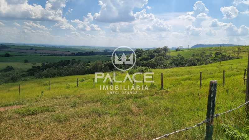 Fazenda à venda com 6 quartos, 600m² - Foto 17