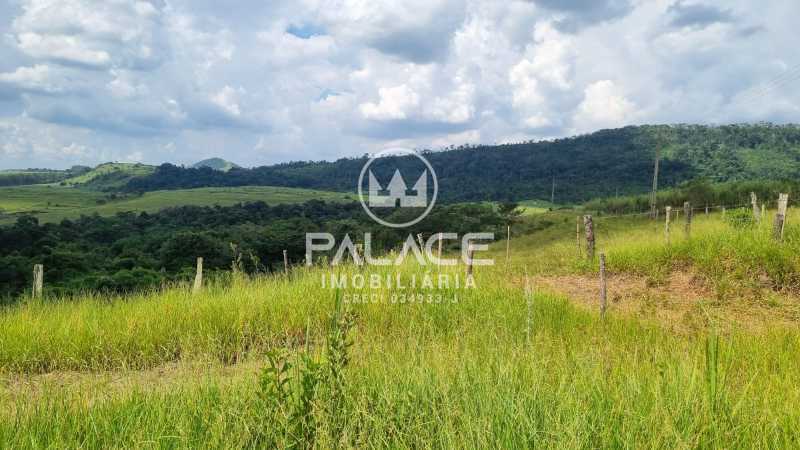 Fazenda à venda com 6 quartos, 600m² - Foto 18