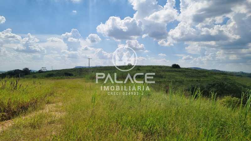 Fazenda à venda com 6 quartos, 600m² - Foto 19