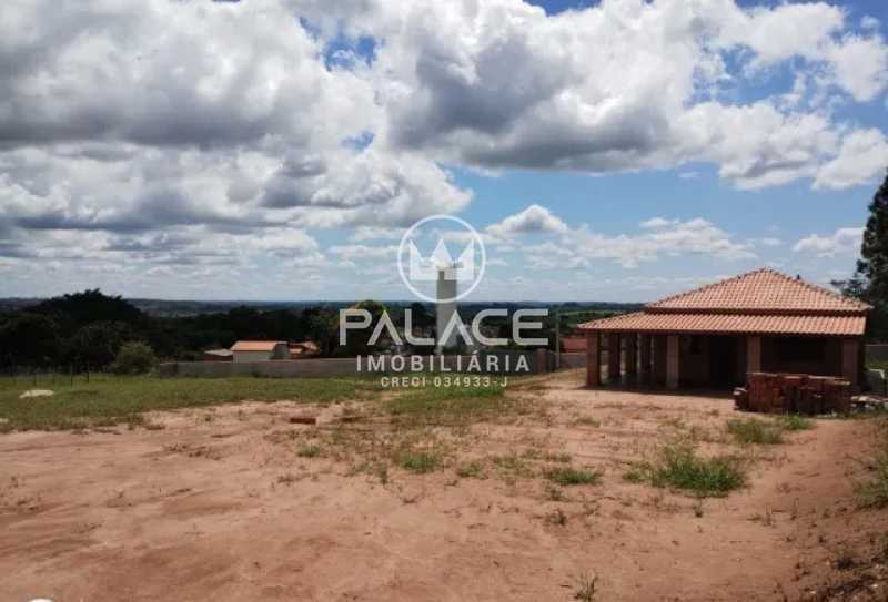 Chácara à venda com 2 quartos, 126m² - Foto 2