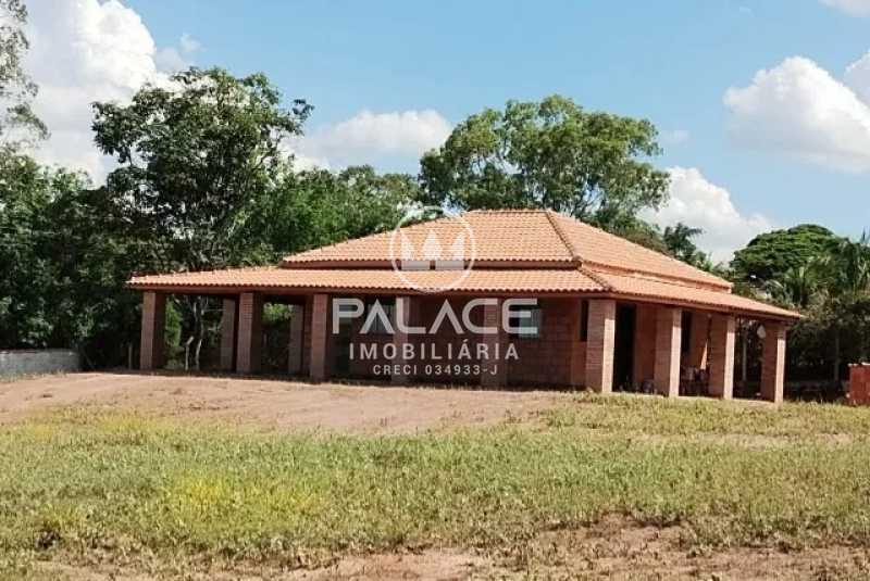 Chácara à venda com 2 quartos, 126m² - Foto 3