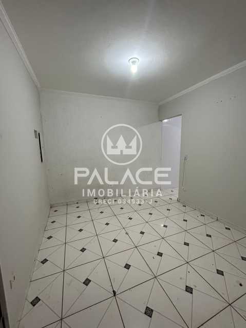 Casa à venda com 1 quarto, 68m² - Foto 2