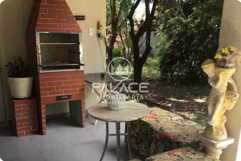 Chácara à venda com 3 quartos, 200m² - Foto 2
