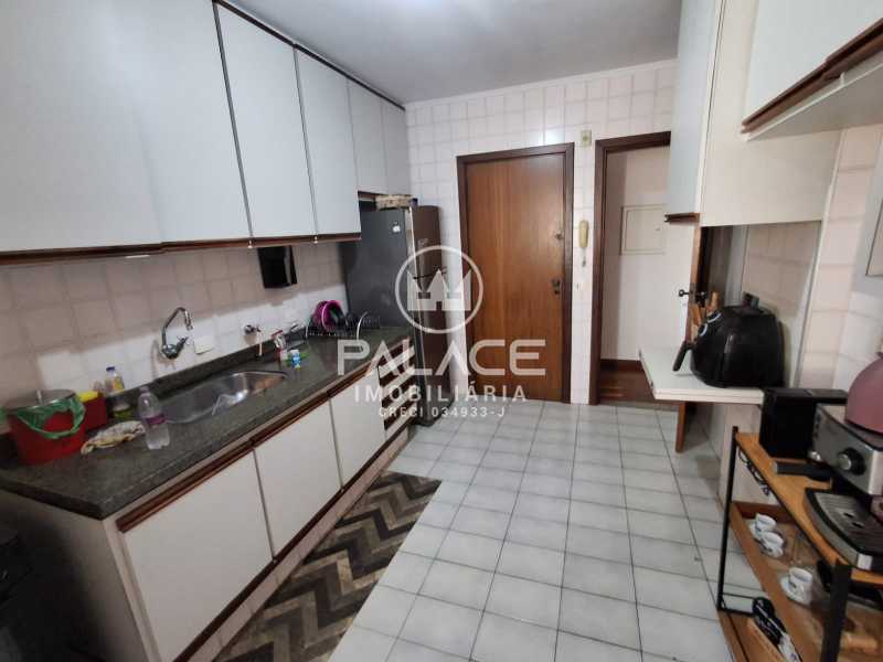 Apartamento à venda com 3 quartos, 86m² - Foto 9