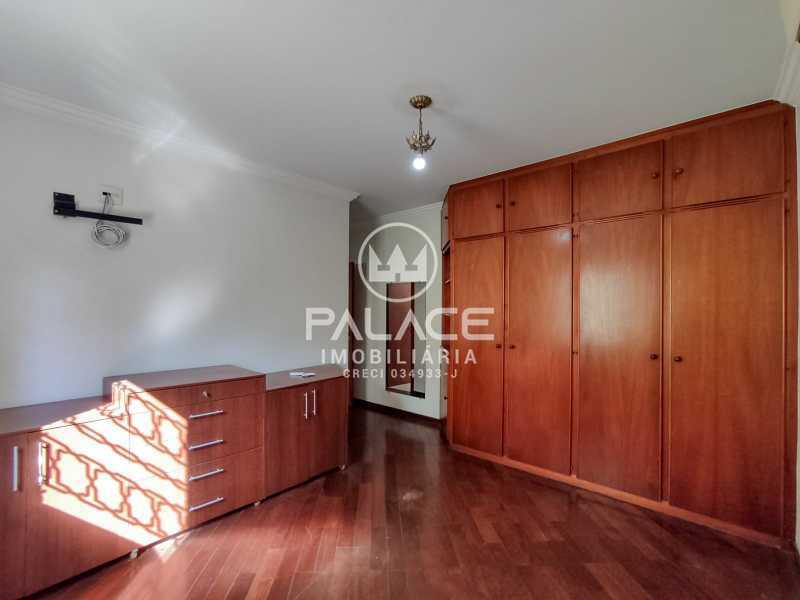 Casa à venda e aluguel com 3 quartos, 210m² - Foto 18