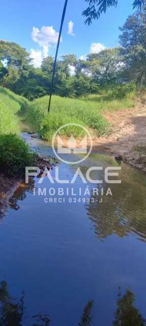 Sítio à venda com 2 quartos, 181500m² - Foto 3