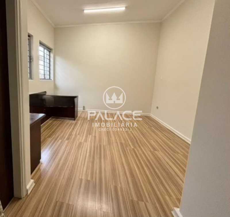 Casa para alugar com 5 quartos, 325m² - Foto 8