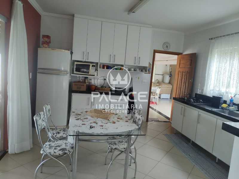 Chácara à venda com 3 quartos, 150m² - Foto 8