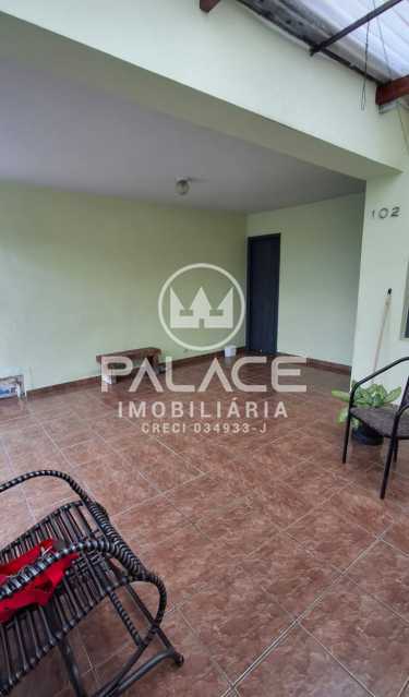 Casa à venda com 2 quartos, 125m² - Foto 3