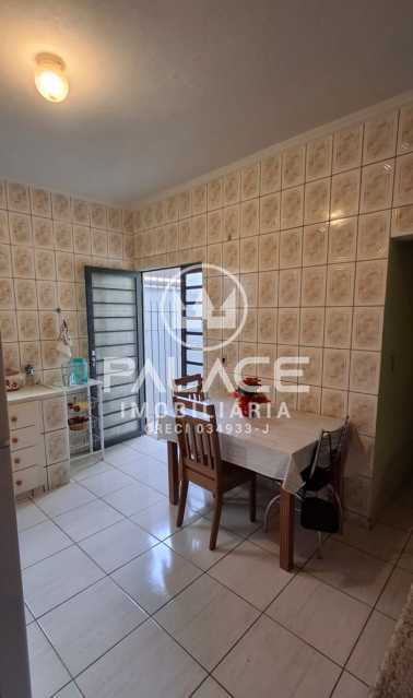Casa à venda com 2 quartos, 125m² - Foto 11