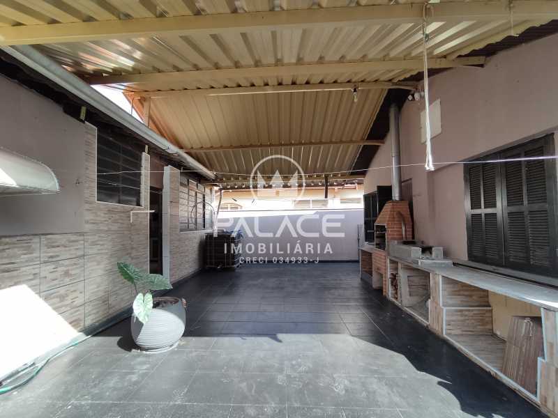 Casa para alugar com 4 quartos, 200m² - Foto 26