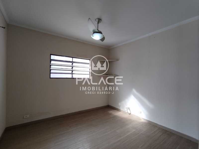 Casa para alugar com 4 quartos, 200m² - Foto 3