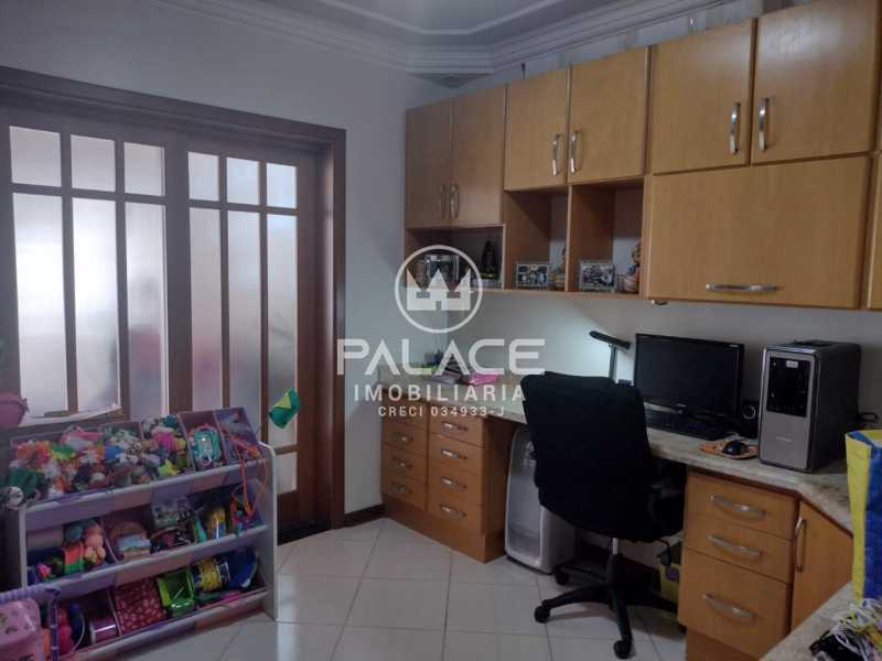 Casa à venda com 2 quartos, 180m² - Foto 10