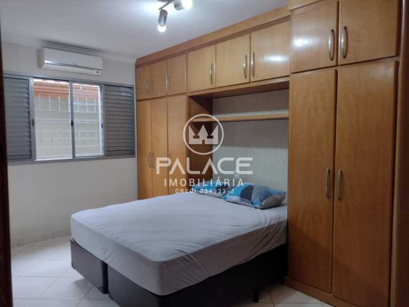 Casa à venda com 2 quartos, 180m² - Foto 11