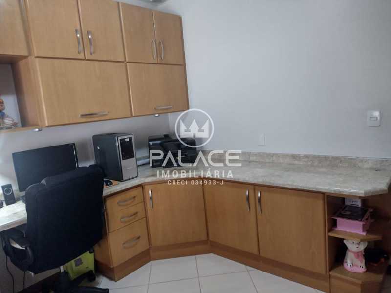 Casa à venda com 2 quartos, 180m² - Foto 12