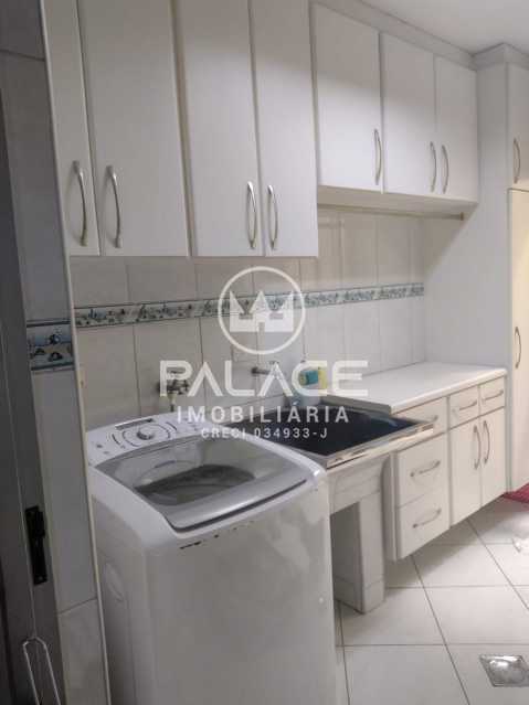 Casa à venda com 2 quartos, 180m² - Foto 16