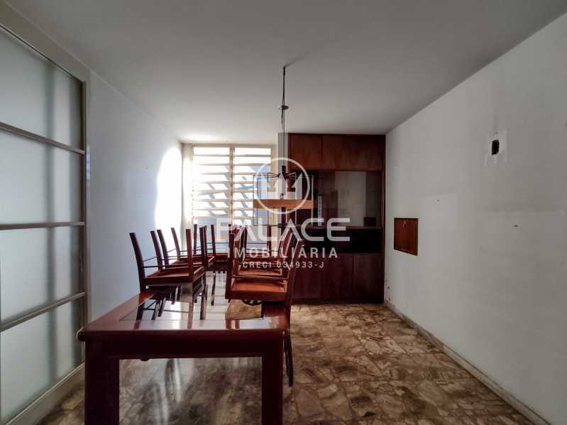 Casa para alugar com 3 quartos, 325m² - Foto 5