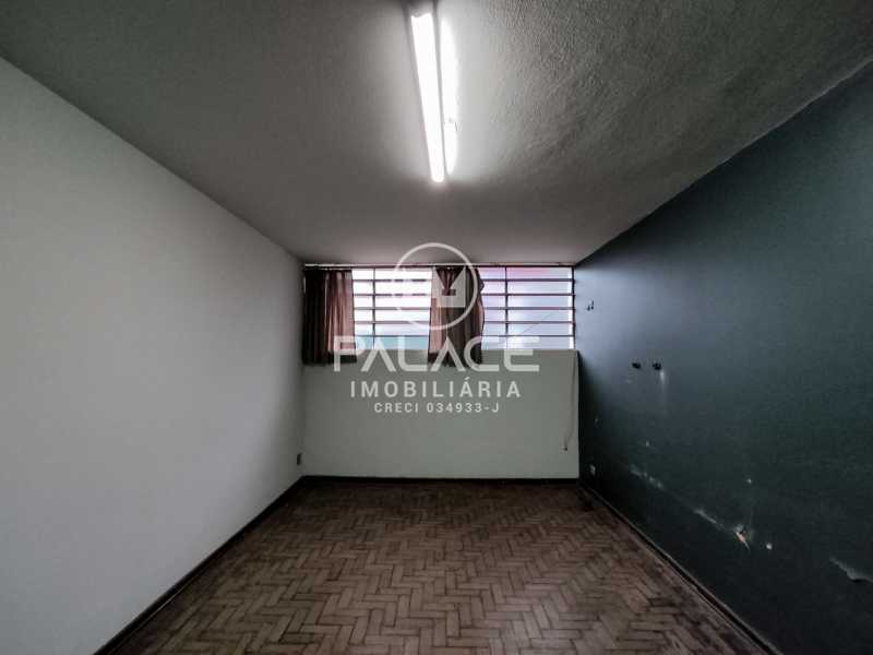 Casa para alugar com 3 quartos, 325m² - Foto 26
