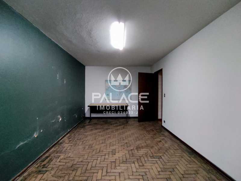 Casa para alugar com 3 quartos, 325m² - Foto 27