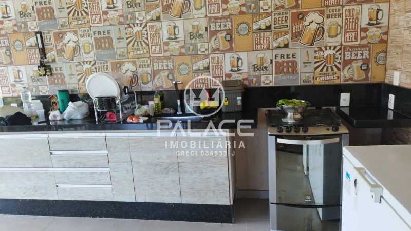 Chácara à venda com 2 quartos, 180m² - Foto 10