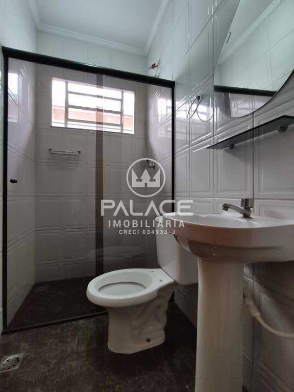 Casa para alugar com 2 quartos, 105m² - Foto 16