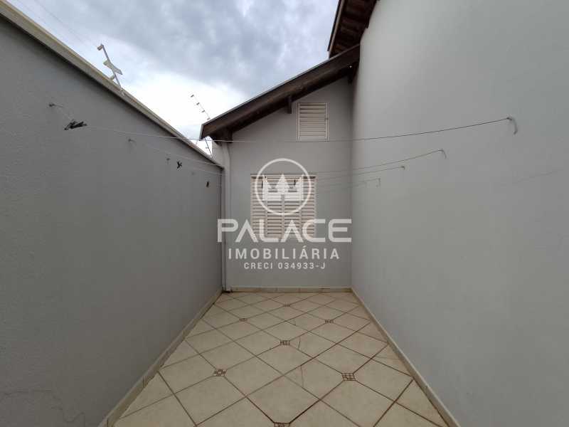 Casa para alugar com 2 quartos, 105m² - Foto 25