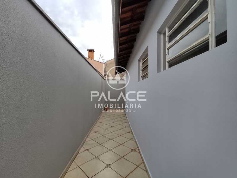 Casa para alugar com 2 quartos, 105m² - Foto 22