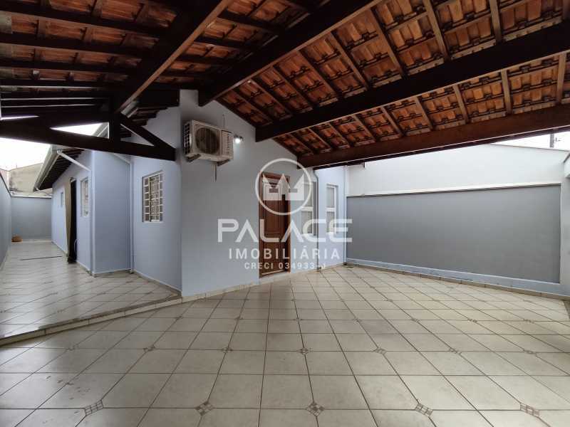 Casa para alugar com 2 quartos, 105m² - Foto 1