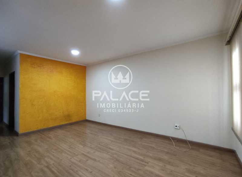 Casa para alugar com 2 quartos, 105m² - Foto 4
