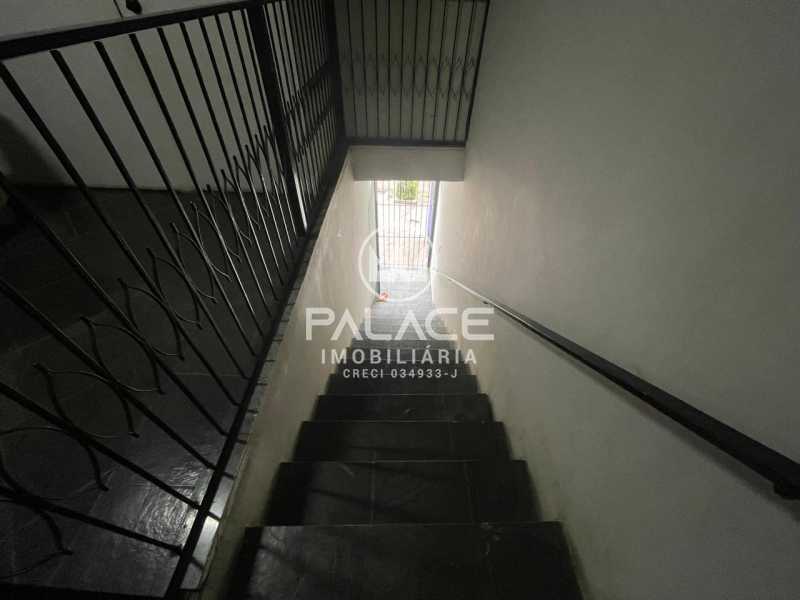 Casa para alugar com 3 quartos, 85m² - Foto 1