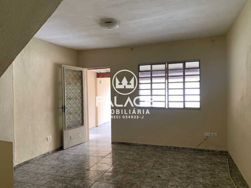 Casa à venda com 3 quartos, 104m² - Foto 1