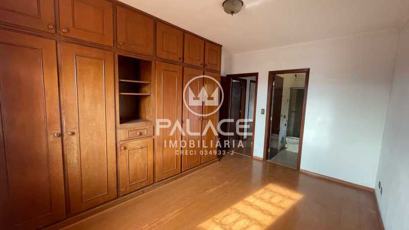 Casa à venda e aluguel com 4 quartos, 215m² - Foto 8