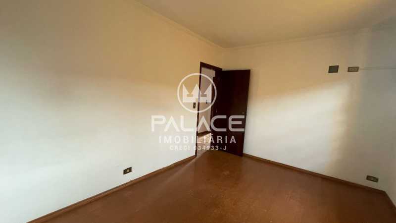 Casa à venda e aluguel com 4 quartos, 215m² - Foto 9