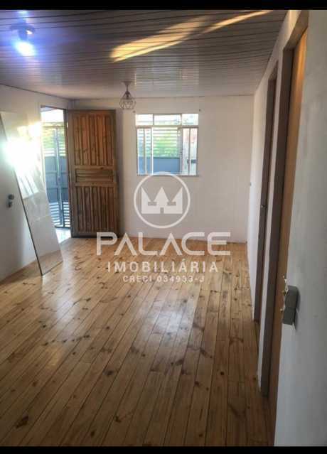 Casa à venda com 2 quartos, 46m² - Foto 4