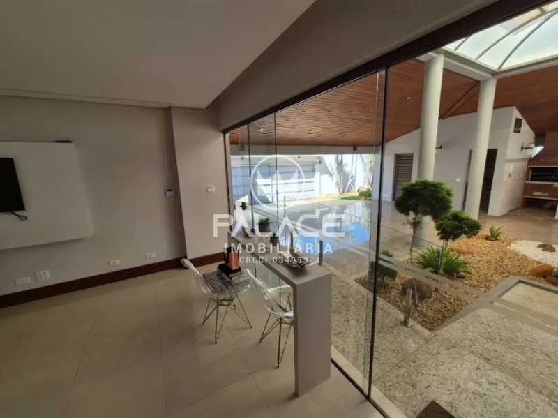 Casa à venda com 3 quartos, 374m² - Foto 10