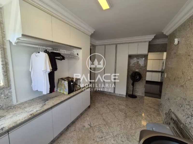 Casa à venda com 3 quartos, 374m² - Foto 18