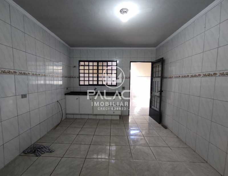 Casa para alugar com 2 quartos, 98m² - Foto 18
