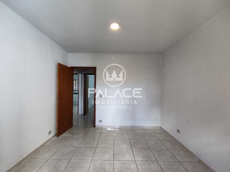 Casa para alugar com 2 quartos, 98m² - Foto 11