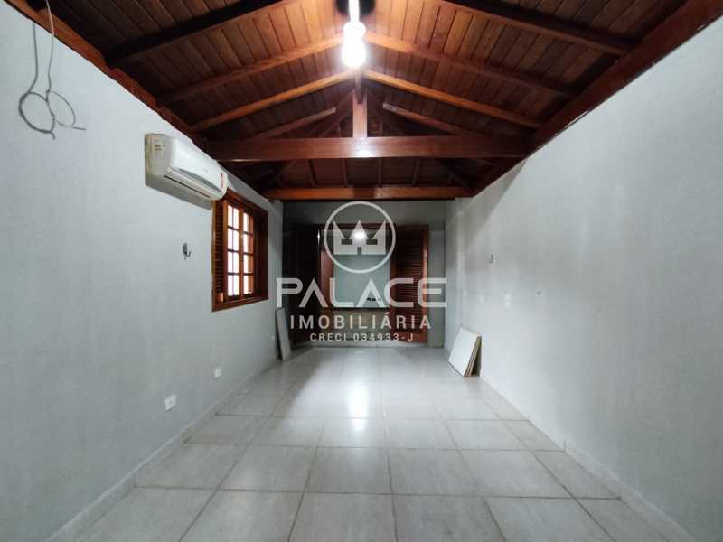 Casa para alugar com 3 quartos, 219m² - Foto 30