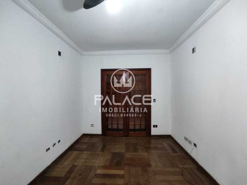 Casa para alugar com 3 quartos, 219m² - Foto 23