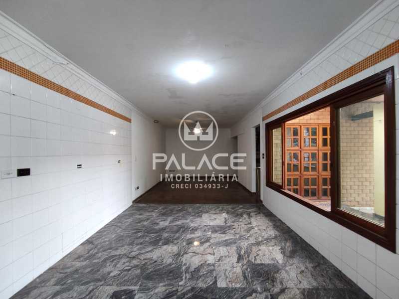 Casa para alugar com 3 quartos, 219m² - Foto 19